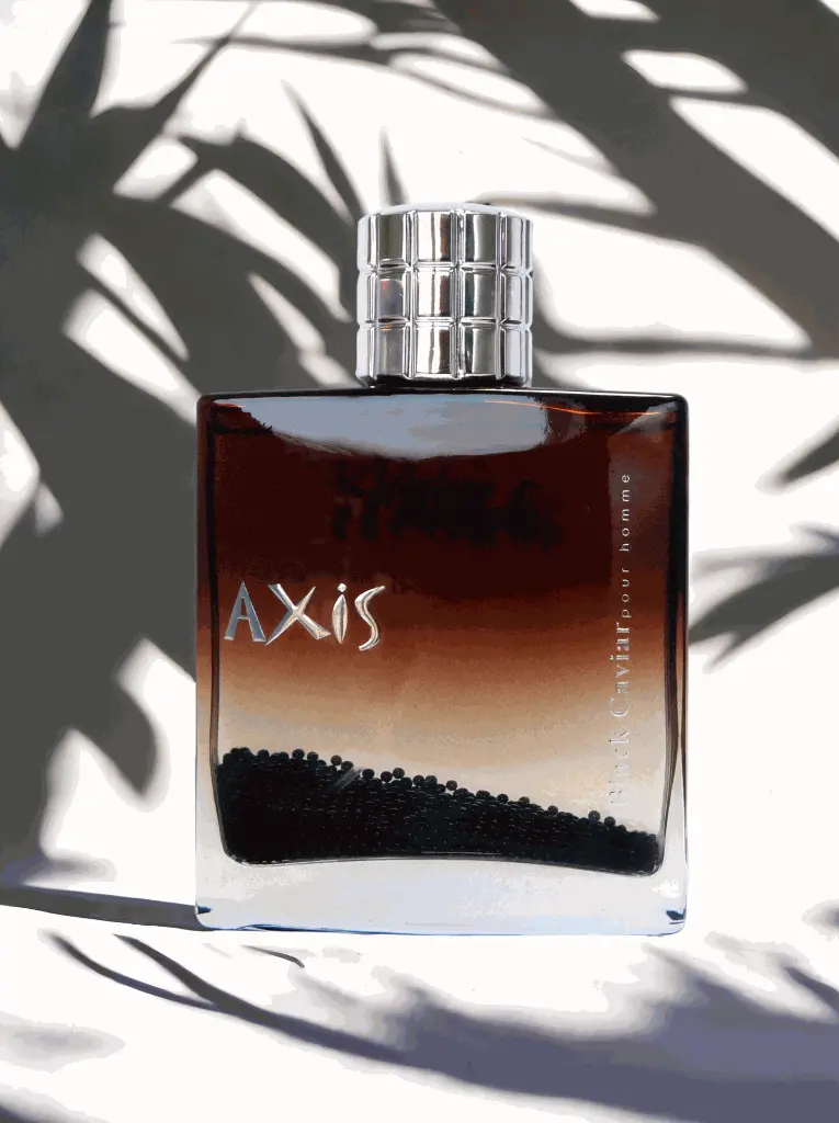 Axis Black Caviar ambiance 5.webp